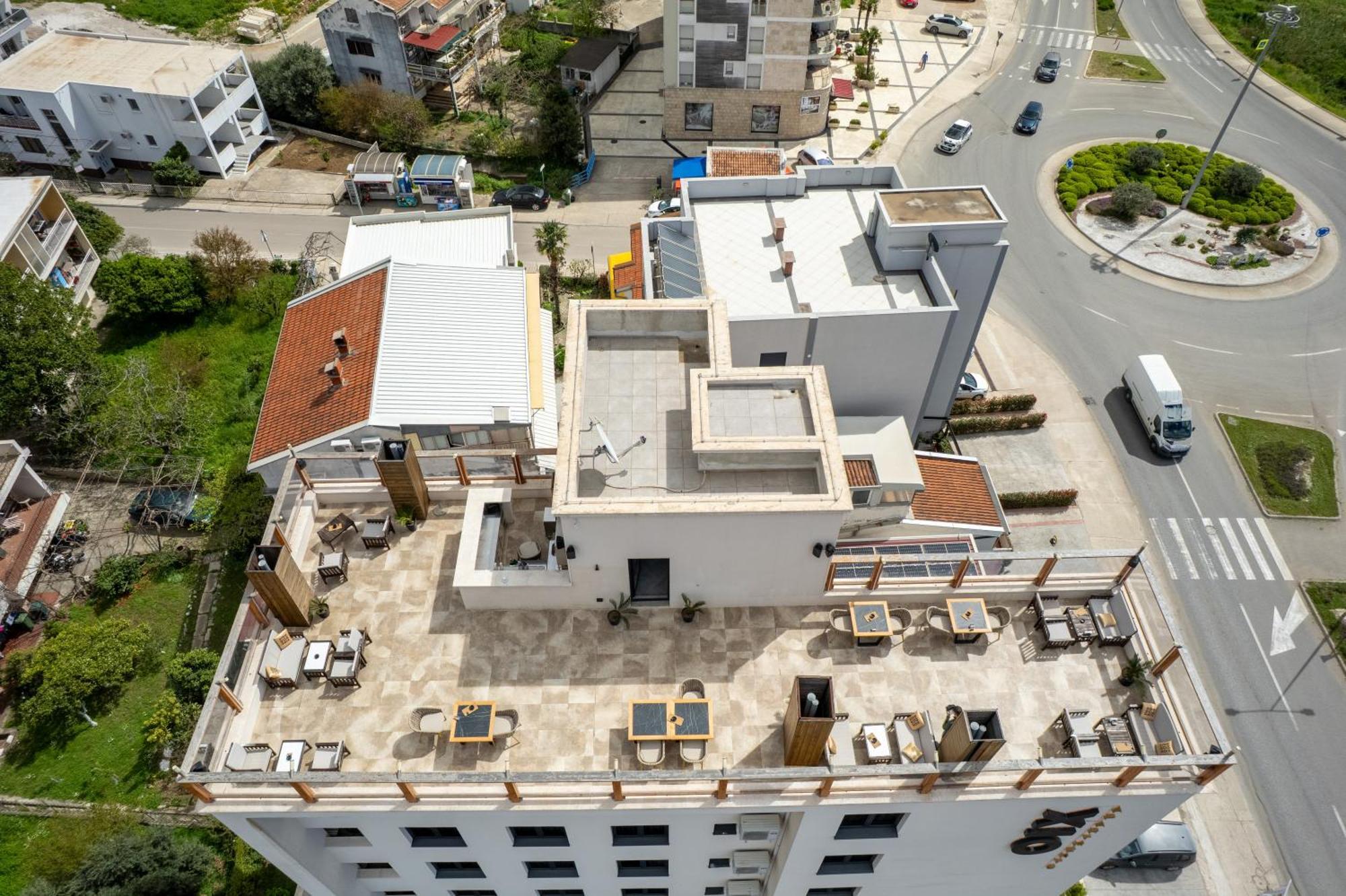 Xio Apartments بار المظهر الخارجي الصورة