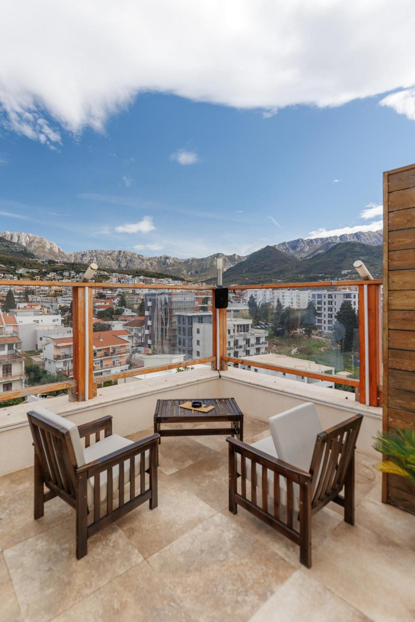 Xio Apartments بار المظهر الخارجي الصورة